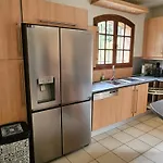 Villa Ceyreste Вилла Ceyreste