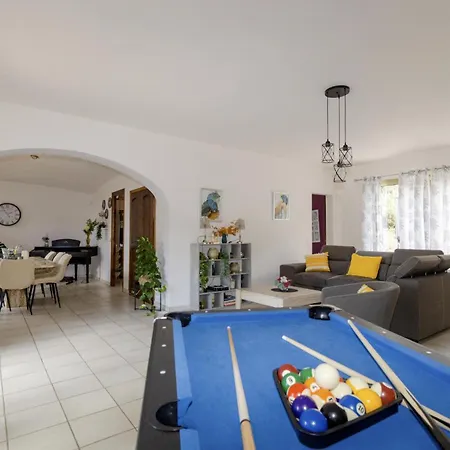 Villa Ceyreste 别墅 *