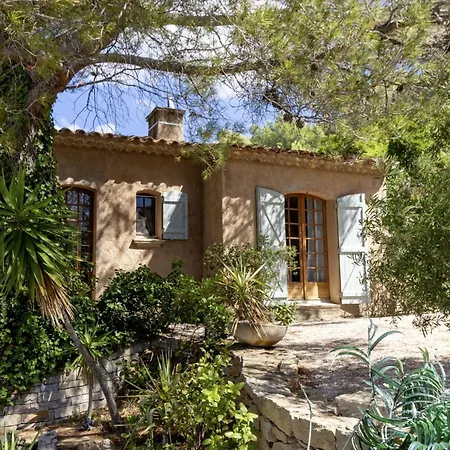 Villa Ceyreste וילה