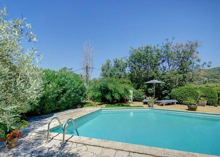 Villa Ceyreste Willa *