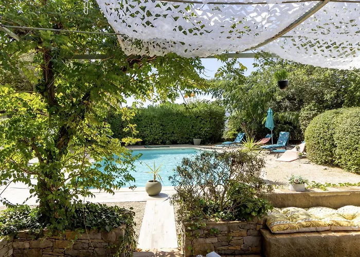 Villa Ceyreste וילה